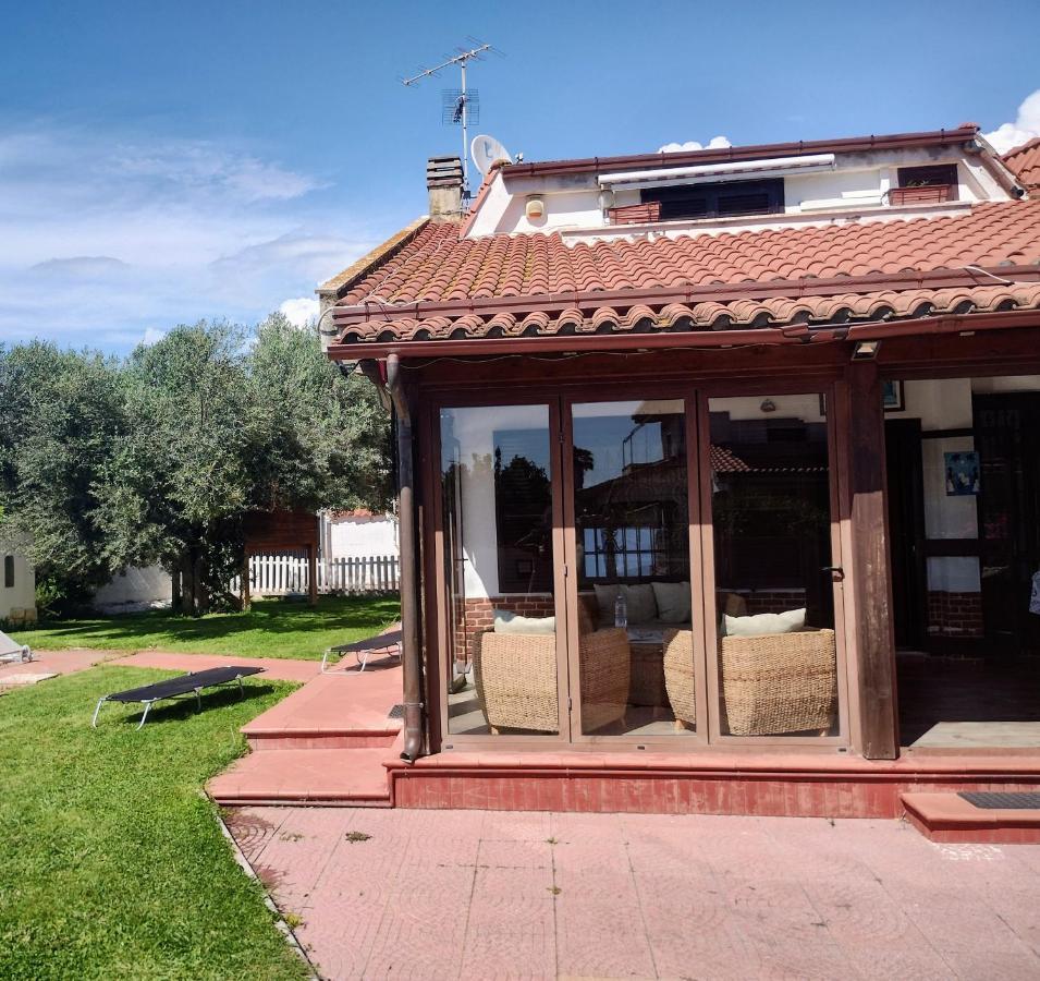 Villa Mery L'Americano Экстерьер фото